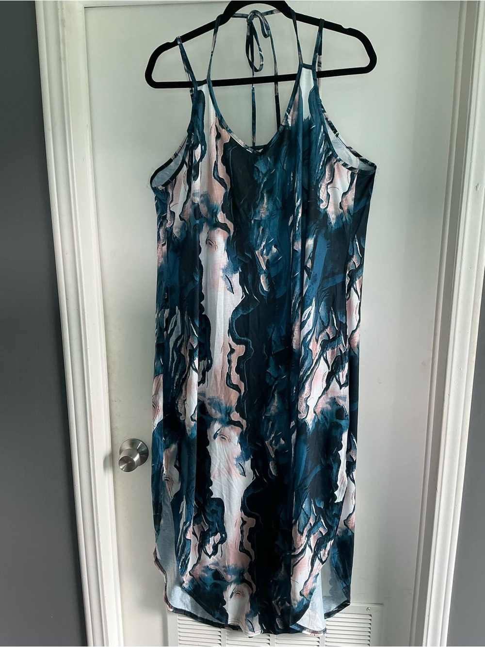 NWT Ladies size 2XL Blue Marble-Print Halter  Slip Maxi Dress